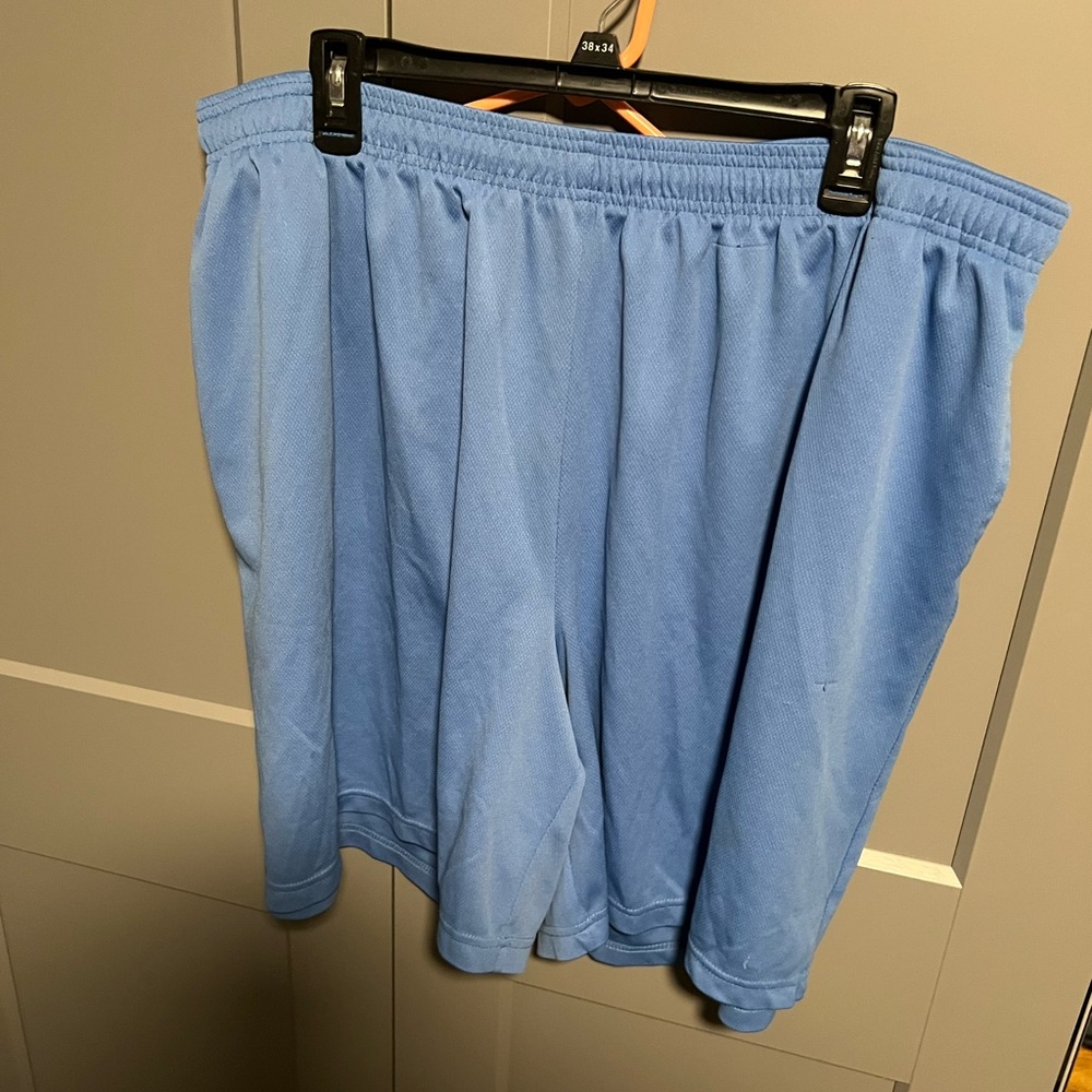 Size 3 X gym shorts